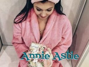 Annie_Astie