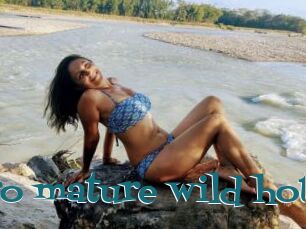 Caro_mature_wild_hot