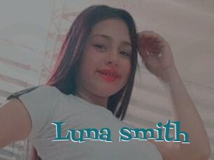 Luna_smith