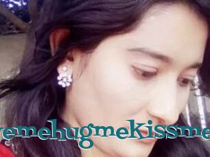 Lovemehugmekissme