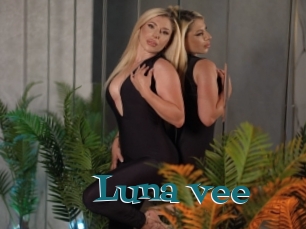 Luna_vee