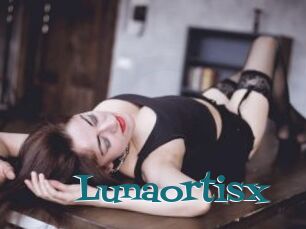 Lunaortisx