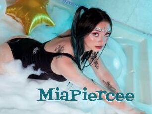 MiaPiercee