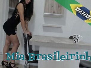 Mia_Brasileirinha