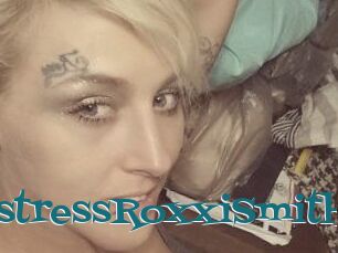 MistressRoxxiSmith