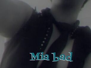 Mia_bad