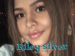 Riley_silver