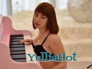 YulliaHot