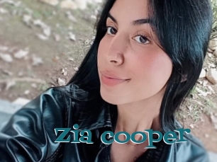 Zia_cooper